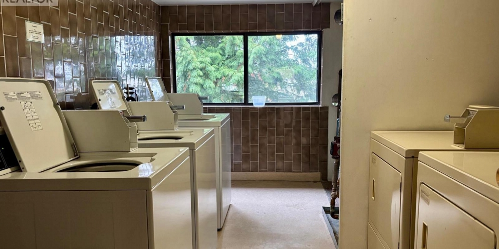 11 4832 LAZELLE AVENUE Terrace Photo 17 11 4832 LAZELLE AVENUE Terrace Photo 17